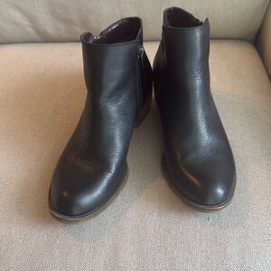 Kensie Black Boots size 7